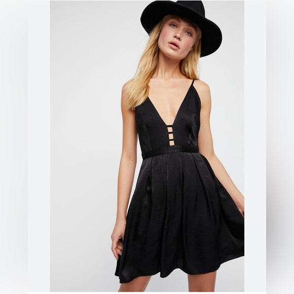 FREE PEOPLE - Gabby's Party All Night Dress - Size 0 - Picture 3 of 7